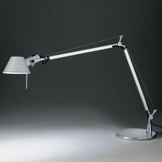 Офисная настольная лампа Artemide A001000+A004030 (Michele De Lucchi, Giancarlo Fassina)