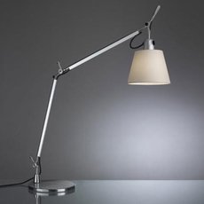 Настольная лампа в гостиную Artemide 0947010A+A004030 (BASCULANTE)