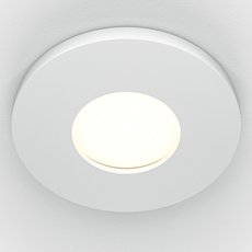 Влагозащищенный точечный светильник Maytoni DL083-01-GU10-RD-W