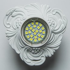 Точечный светильник с гипсовыми плафонами белого цвета SvDecor SV 7138