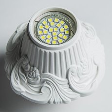 Точечный светильник с гипсовыми плафонами белого цвета SvDecor SV 7141