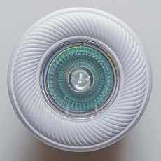 Точечный светильник с арматурой белого цвета, плафонами белого цвета SvDecor SV 7083
