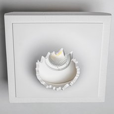 Точечный светильник с арматурой белого цвета, гипсовыми плафонами SvDecor SV 7438