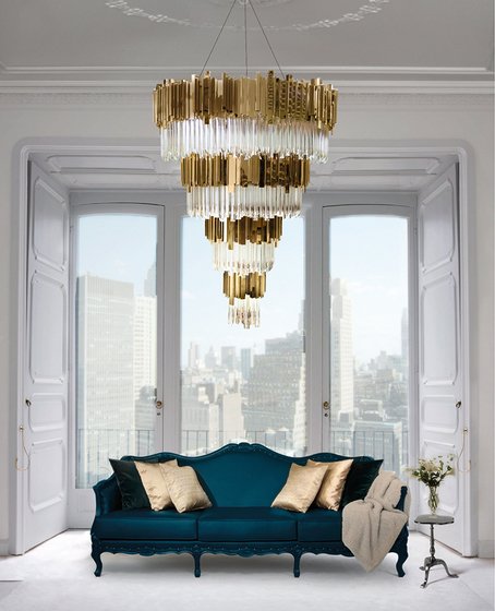Empire chandelier ambience 01