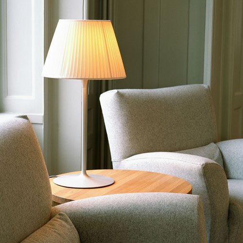 Flos romeo soft small table lamp by philippe starck3 500x500