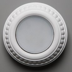 Точечный светильник с плафонами белого цвета SvDecor SV 7604
