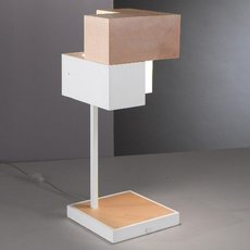 Настольная лампа с арматурой белого цвета La Lampada TL 101/1G Wood Natural