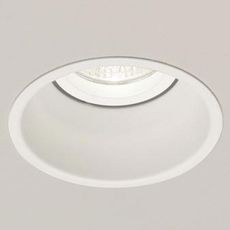 Точечный светильник с арматурой белого цвета Astro 5701