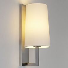 Светильник для ванной комнаты с плафонами белого цвета Astro 7022