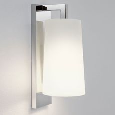 Светильник для ванной комнаты с плафонами белого цвета Astro 7058