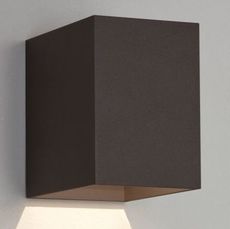 Светильник для ванной комнаты с арматурой чёрного цвета Astro 7109
