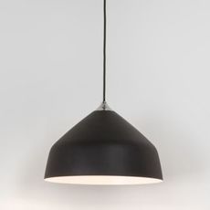 Светильник с арматурой чёрного цвета, плафонами чёрного цвета Astro 7455