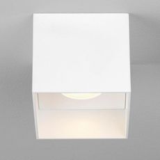 Точечный светильник с арматурой белого цвета Astro 7998