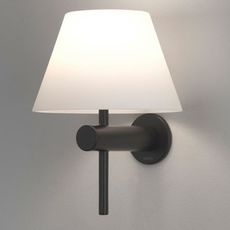 Светильник для ванной комнаты с арматурой чёрного цвета Astro 8033