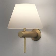 Светильник для ванной комнаты с плафонами белого цвета Astro 8055