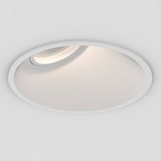Точечный светильник с арматурой белого цвета Astro 8534
