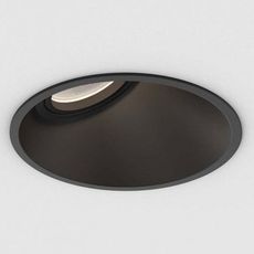 Точечный светильник с арматурой чёрного цвета, металлическими плафонами Astro 8535