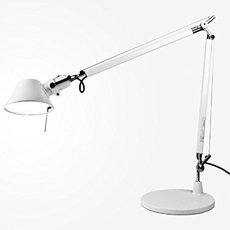 Настольная лампа с арматурой белого цвета, плафонами белого цвета Artemide A004420+A005320 (Michele De Lucchi, Giancarlo Fassina)