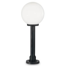 Светильник для уличного освещения с пластиковыми плафонами белого цвета Ideal Lux CLASSIC GLOBE PT1 SMALL BIANCO