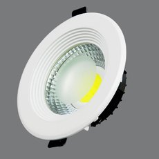 Точечный светильник с арматурой белого цвета Elvan 7480-6W-3000K