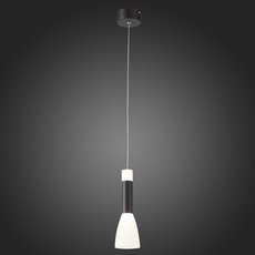 Светильник с арматурой чёрного цвета, пластиковыми плафонами ST LUCE SL1590.403.01