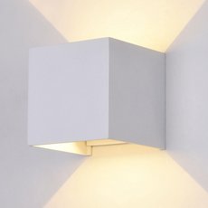 Светильник для уличного освещения настенные светильники ITALLINE IT01-A310 white