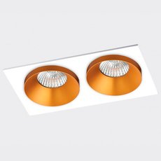 Точечный светильник с арматурой белого цвета ITALLINE SOLO SP02 GOLD/WHITE