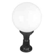 Светильник для уличного освещения с пластиковыми плафонами белого цвета Fumagalli G40.113.000.AYE27