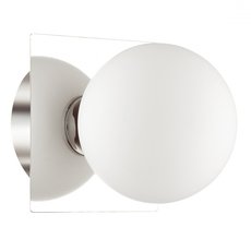 Светильник для ванной комнаты с арматурой хрома цвета, плафонами белого цвета Lumion 4566/1W