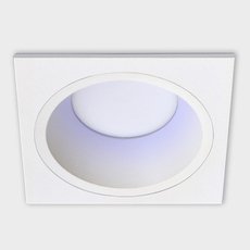 Точечный светильник с плафонами белого цвета ITALLINE IT08-8013 white 3000K+IT08-8014 white