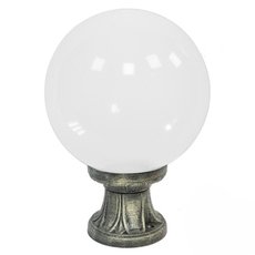 Светильник для уличного освещения с плафонами белого цвета Fumagalli G25.110.000.BYE27