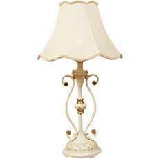 Настольная лампа с арматурой белого цвета Wertmark WE354.01.004
