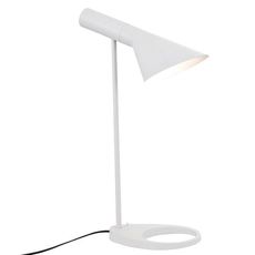 Настольная лампа с арматурой белого цвета, металлическими плафонами MODELUX 8021.01TL.MD WT