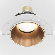 Точечный светильник с арматурой белого цвета, плафонами золотого цвета Maytoni DL051-U-2WMG