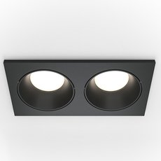 Точечный светильник с металлическими плафонами чёрного цвета Maytoni DL033-2-02B