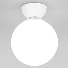 Светильник с арматурой белого цвета Eurosvet 30197/1 белый