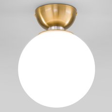 Светильник с плафонами белого цвета Eurosvet 30197/1 латунь
