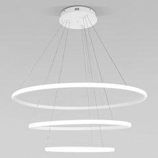 Светильник с пластиковыми плафонами белого цвета Eurosvet 90264/3 белый