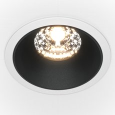 Точечный светильник с арматурой белого цвета, плафонами чёрного цвета Maytoni DL043-01-15W3K-D-RD-WB