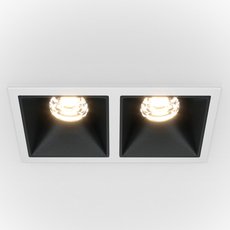 Точечный светильник с арматурой белого цвета Maytoni DL043-02-10W3K-D-SQ-WB