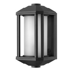 Светильник для уличного освещения с арматурой чёрного цвета, плафонами белого цвета Hinkley QN-CASTELLE-S-BLK