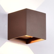 Светильник для уличного освещения с арматурой коричневого цвета, металлическими плафонами Mantra 8602