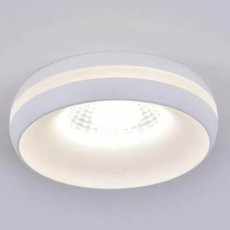 Точечный светильник с арматурой белого цвета, плафонами белого цвета Omnilux OML-102809-06