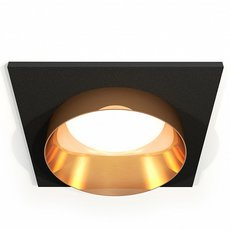 Точечный светильник с металлическими плафонами Ambrella Light XC6521024