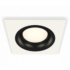 Точечный светильник с арматурой белого цвета, плафонами чёрного цвета Ambrella Light XC7631002