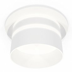 Точечный светильник с плафонами белого цвета Ambrella Light XC6512062