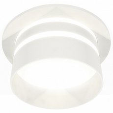 Точечный светильник с плафонами белого цвета Ambrella Light XC7621042