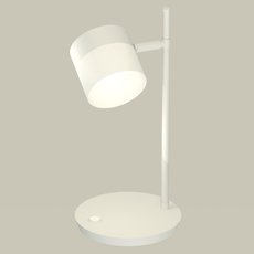 Настольная лампа с арматурой белого цвета, плафонами белого цвета Ambrella Light XB9801204