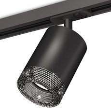 Шинная система с арматурой чёрного цвета, металлическими плафонами Ambrella Light XT7422010