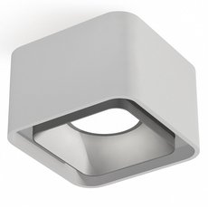 Точечный светильник с арматурой белого цвета Ambrella Light XS7832003